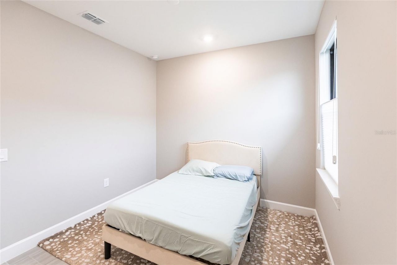 5658 Silverside Pine Court, Bradenton, FL 34211 Photo