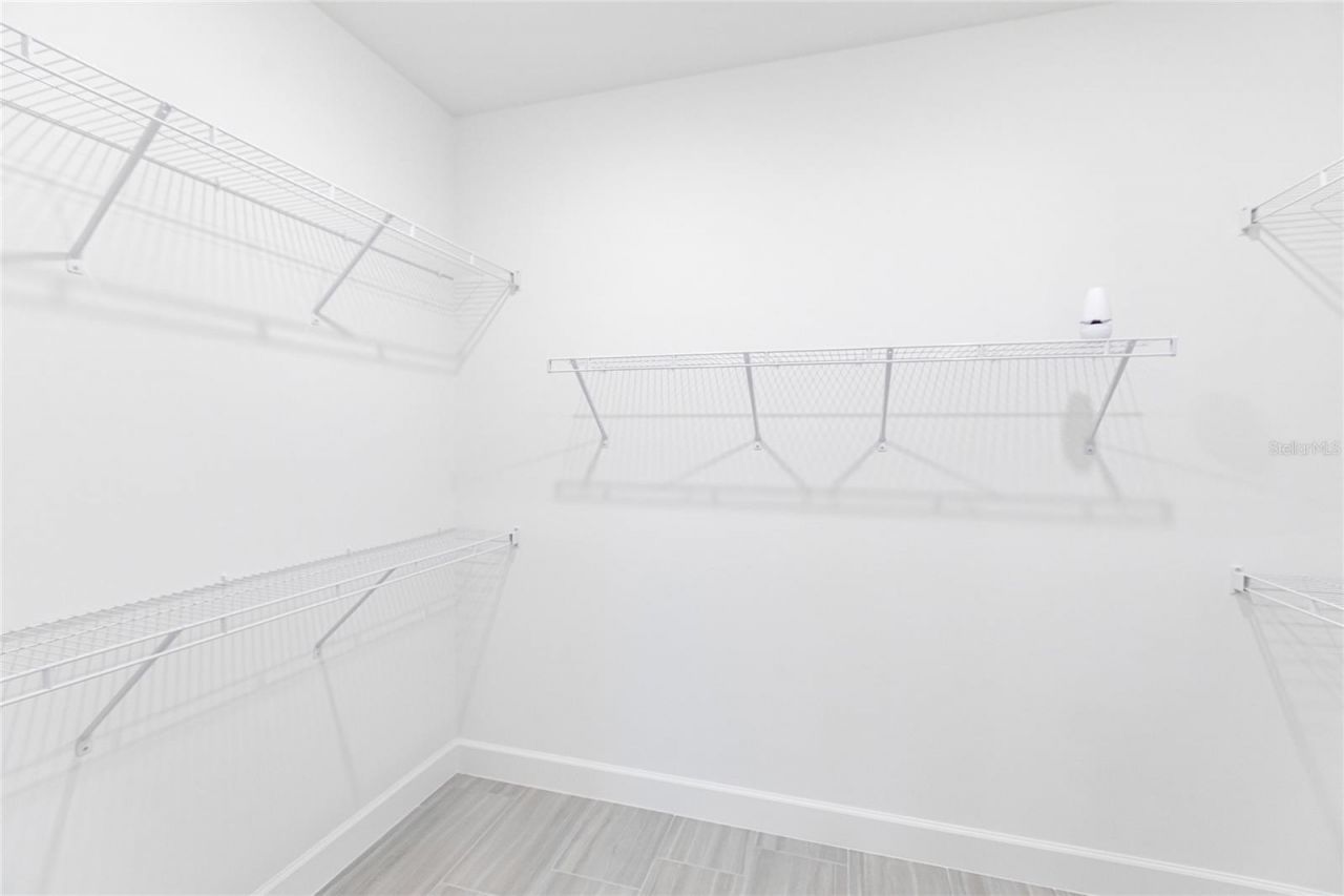 5658 Silverside Pine Court, Bradenton, FL 34211 Photo