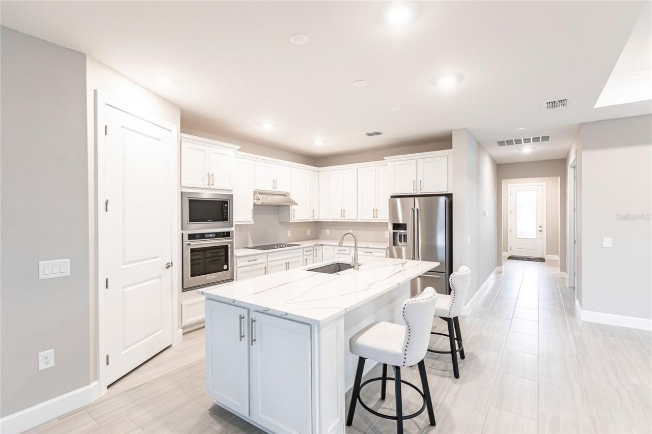 5658 Silverside Pine Court, Bradenton, FL 34211 Photo