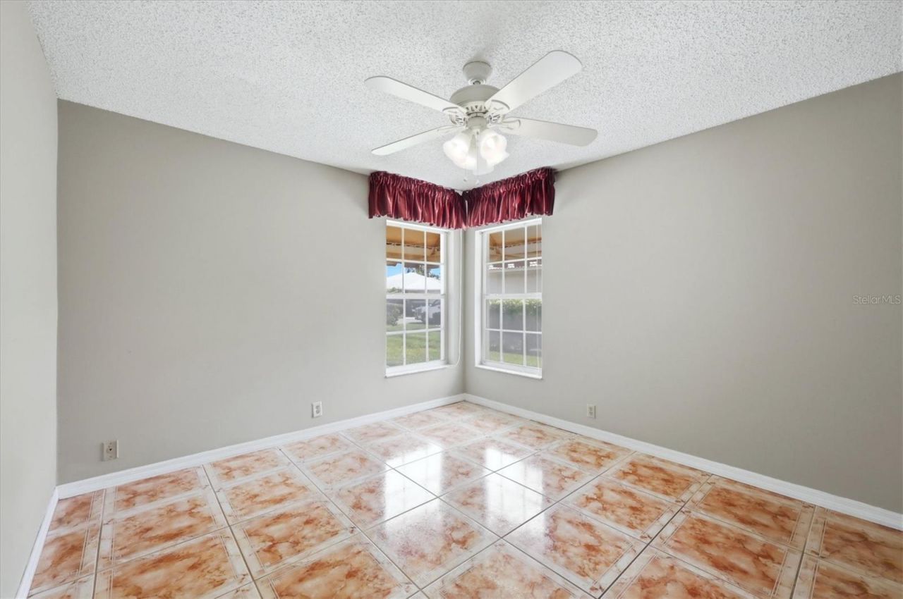 4738 Dundee Drive , Bradenton, FL 34210 Photo