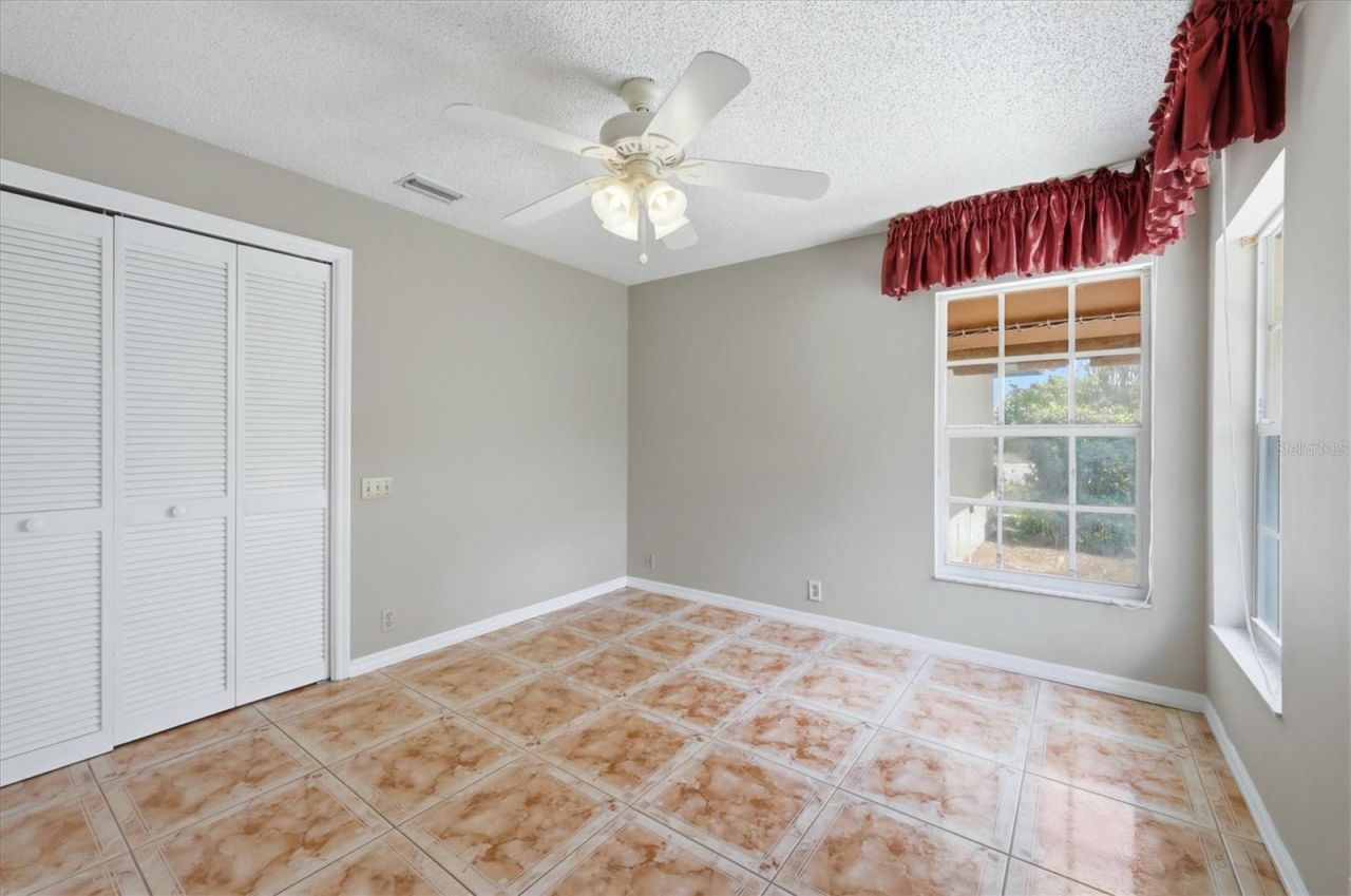 4738 Dundee Drive , Bradenton, FL 34210 Photo