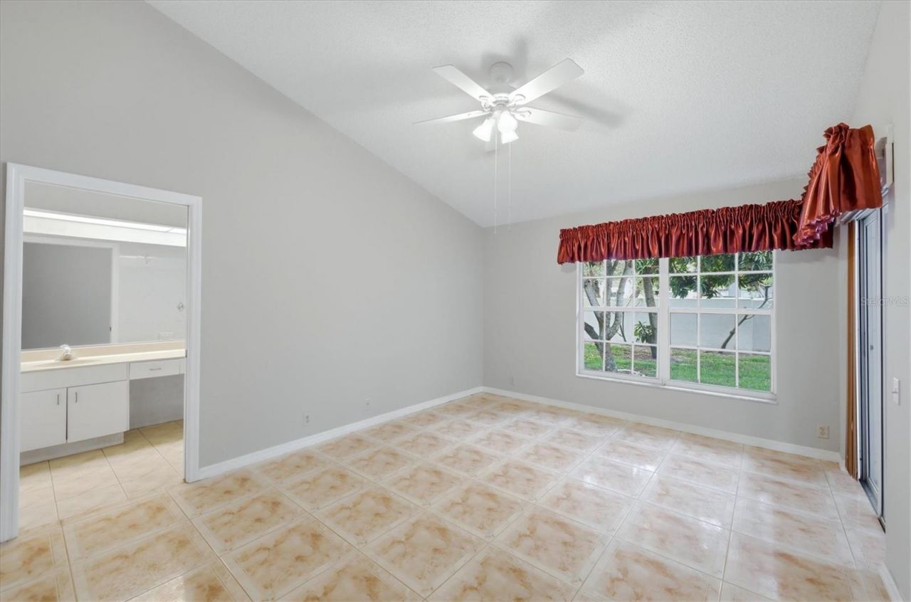 4738 Dundee Drive , Bradenton, FL 34210 Photo