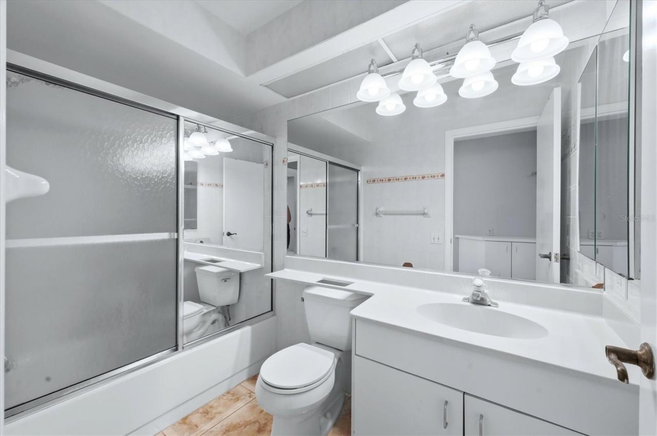 4738 Dundee Drive , Bradenton, FL 34210 Photo