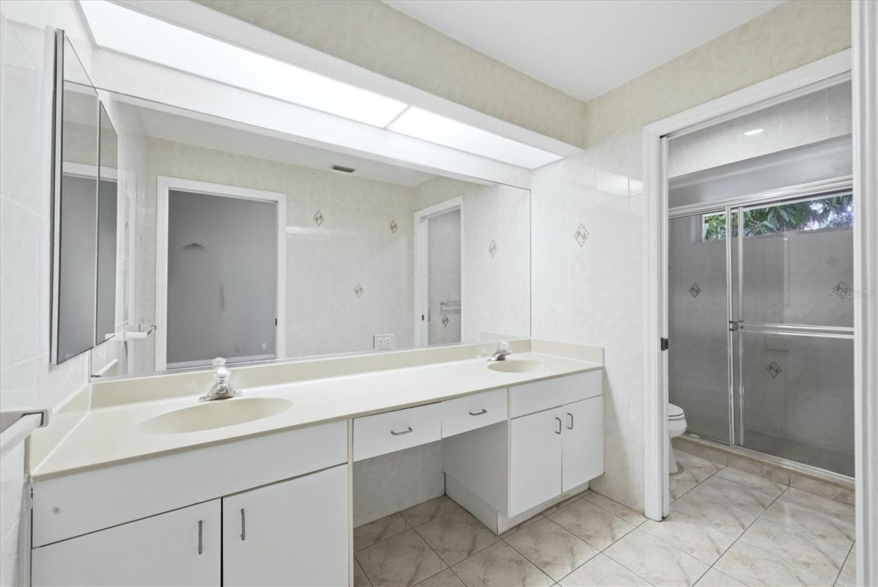 4738 Dundee Drive , Bradenton, FL 34210 Photo