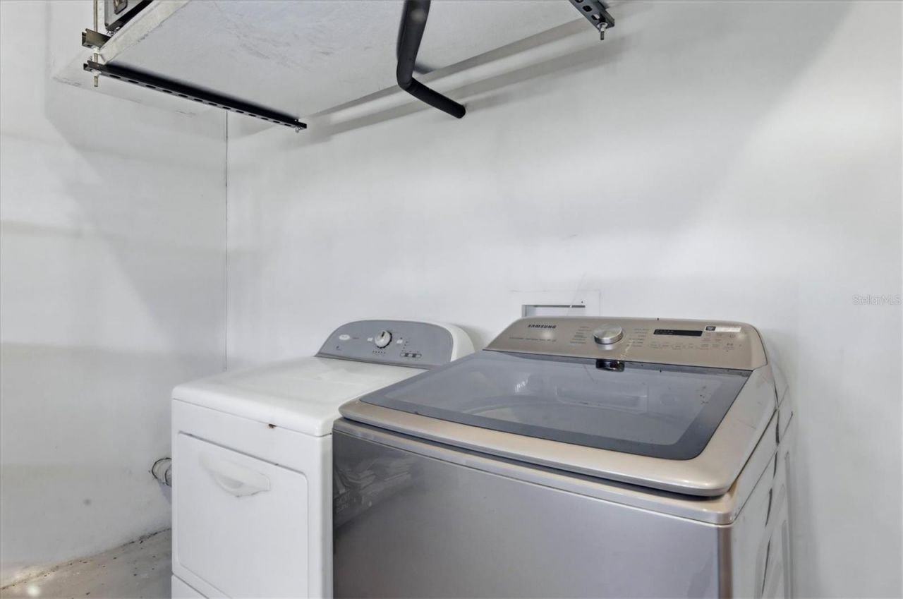 4738 Dundee Drive , Bradenton, FL 34210 Photo