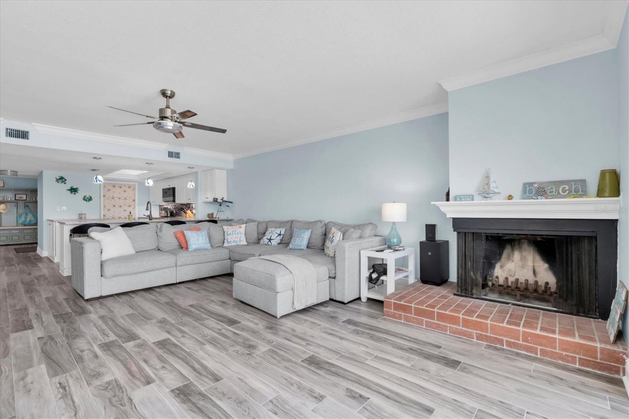 20204 Gulf Boulevard, Unit 3, Indian Shores, FL 33785 Photo