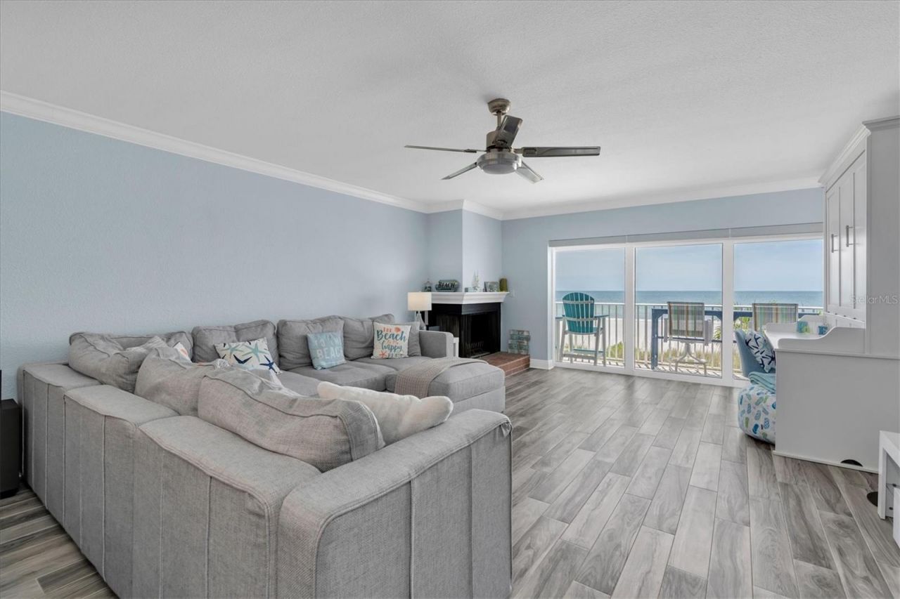 20204 Gulf Boulevard, Unit 3, Indian Shores, FL 33785 Photo