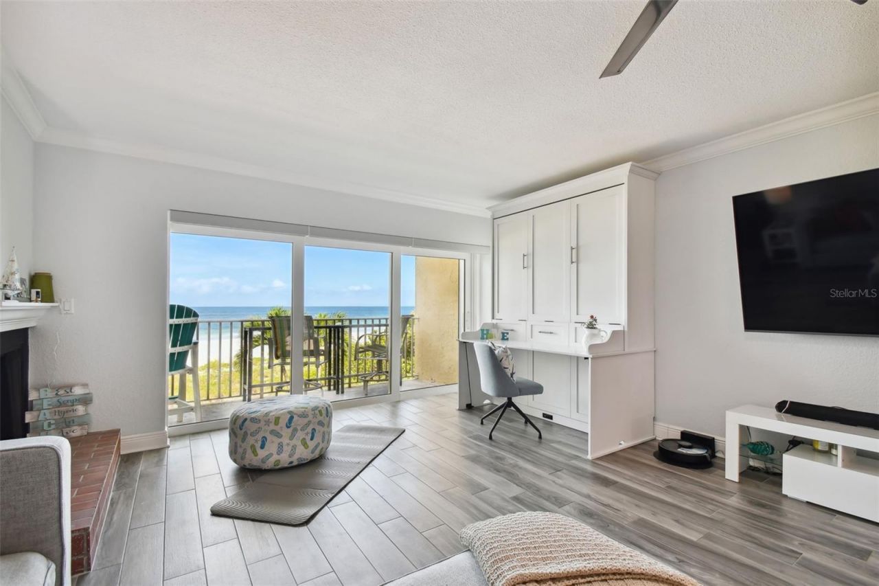 20204 Gulf Boulevard, Unit 3, Indian Shores, FL 33785 Photo