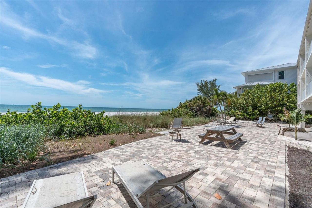 20204 Gulf Boulevard, Unit 3, Indian Shores, FL 33785 Photo