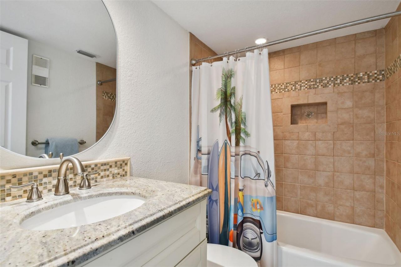 20204 Gulf Boulevard, Unit 3, Indian Shores, FL 33785 Photo