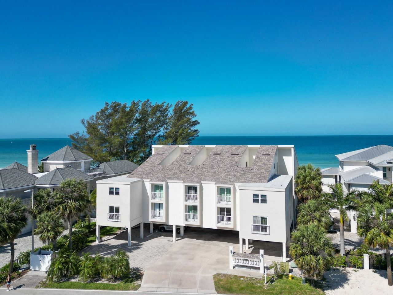 20204 Gulf Boulevard, Unit 3, Indian Shores, FL 33785 Photo