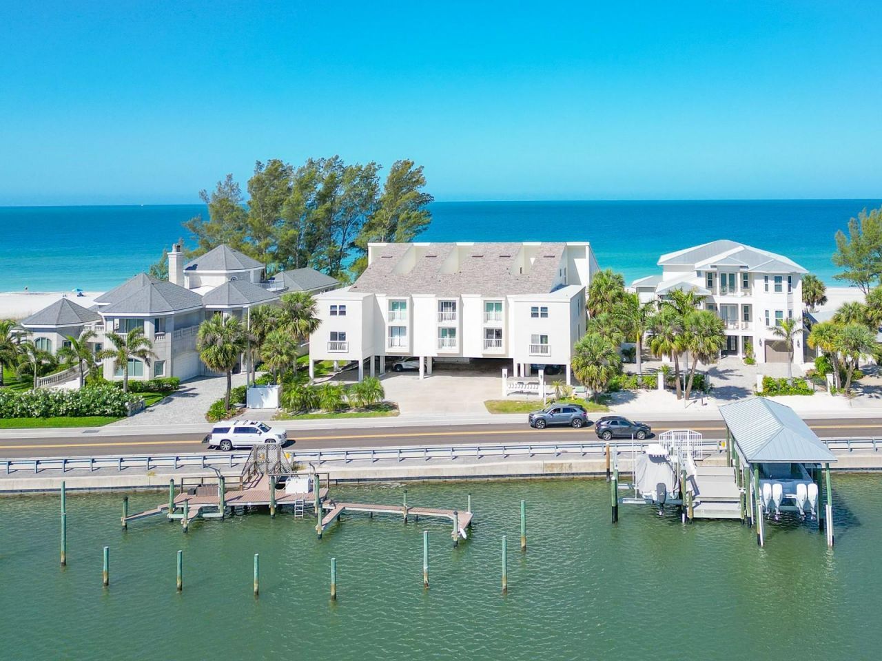 20204 Gulf Boulevard, Unit 3, Indian Shores, FL 33785 Photo
