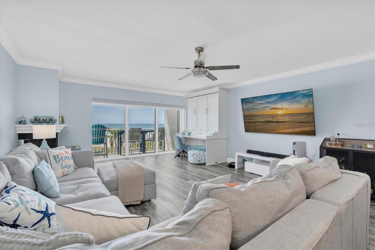 20204 Gulf Boulevard, Unit 3, Indian Shores, FL 33785 Photo