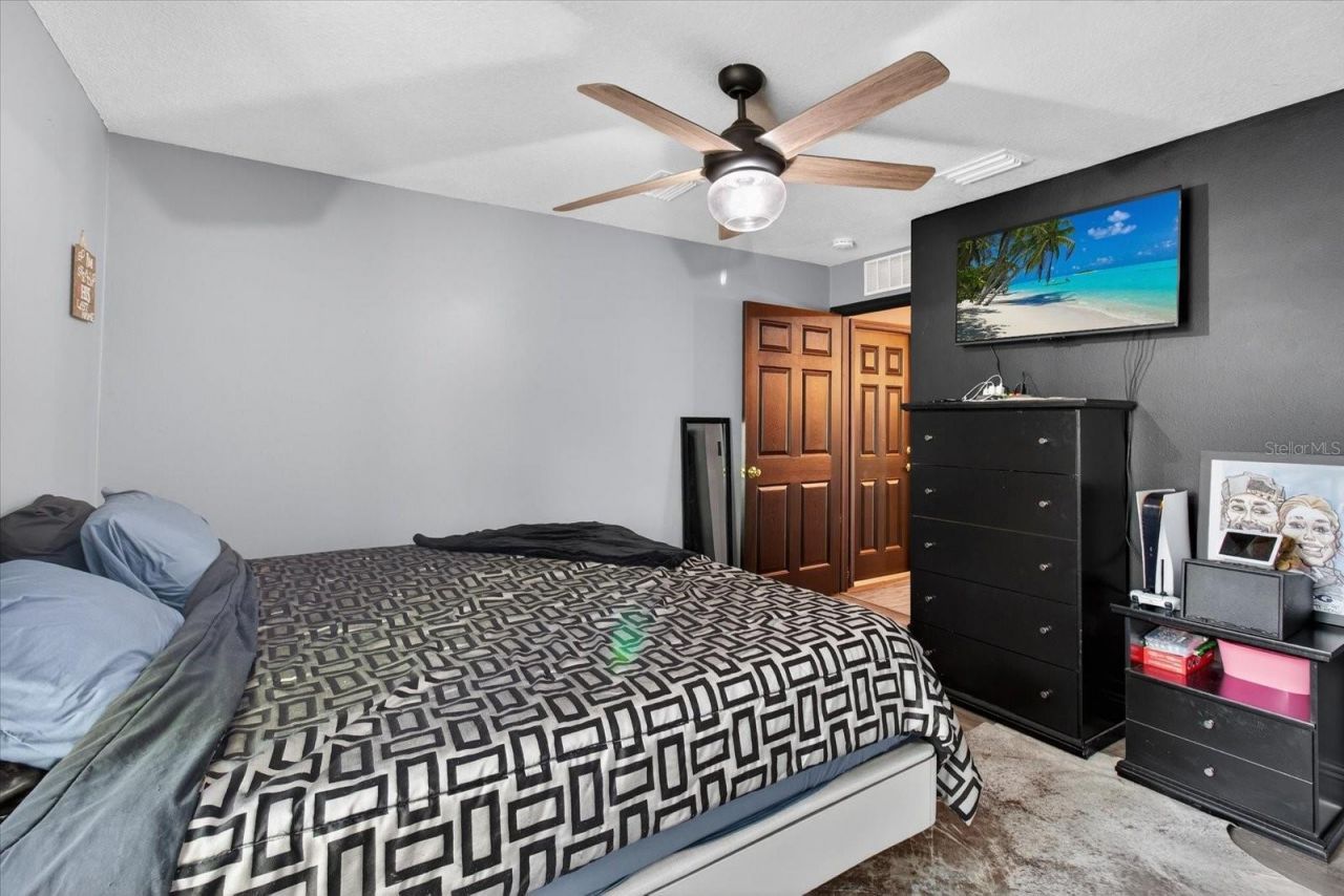 1005 13th Avenue Nw, Largo, FL 33770 Photo