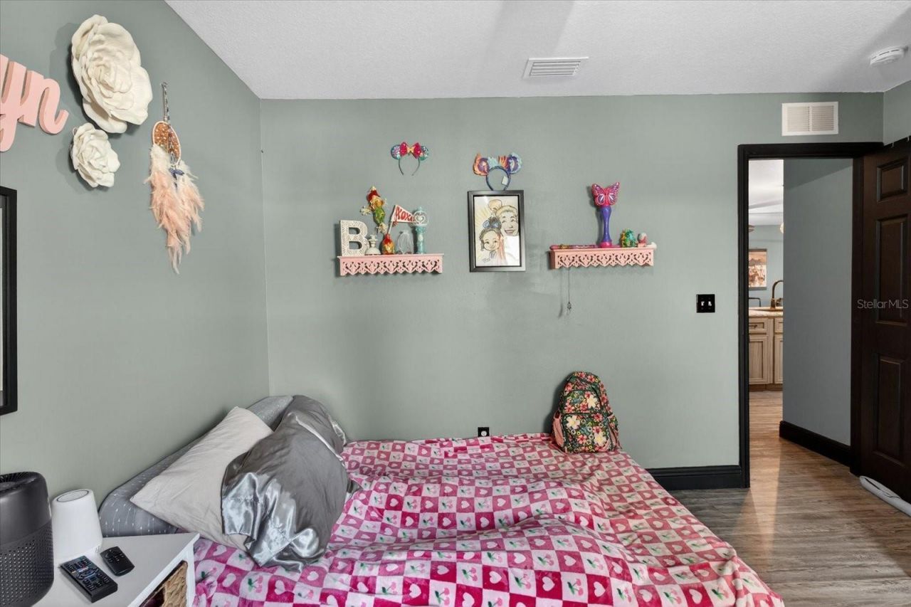 1005 13th Avenue Nw, Largo, FL 33770 Photo
