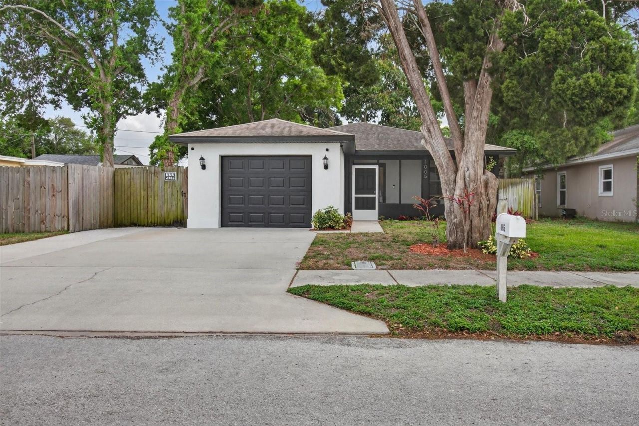 1005 13th Avenue Nw, Largo, FL 33770 Photo