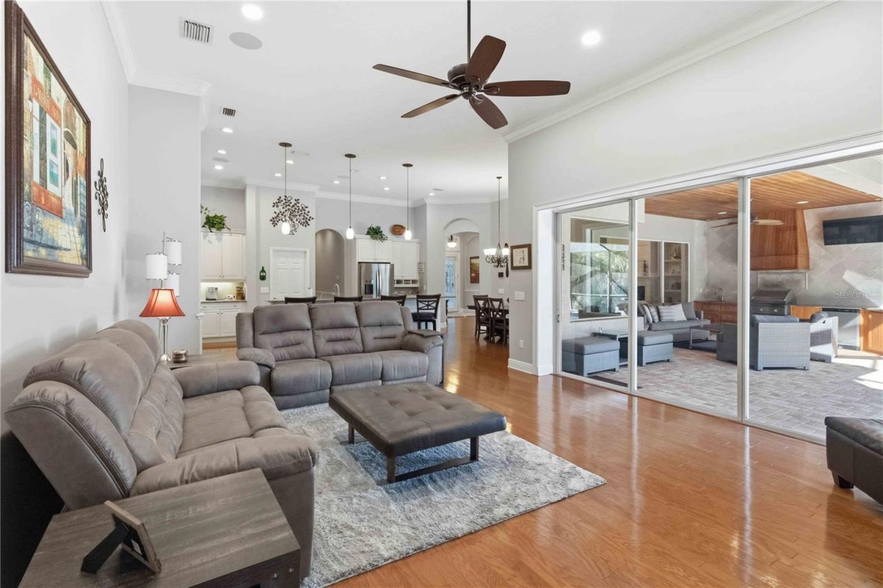 15108 Kestrelglen Way, Lithia, FL 33547 Photo
