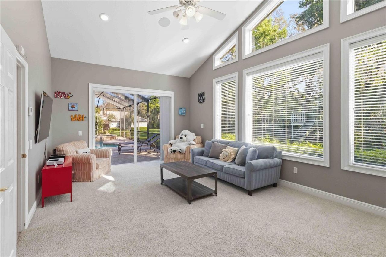 15108 Kestrelglen Way, Lithia, FL 33547 Photo