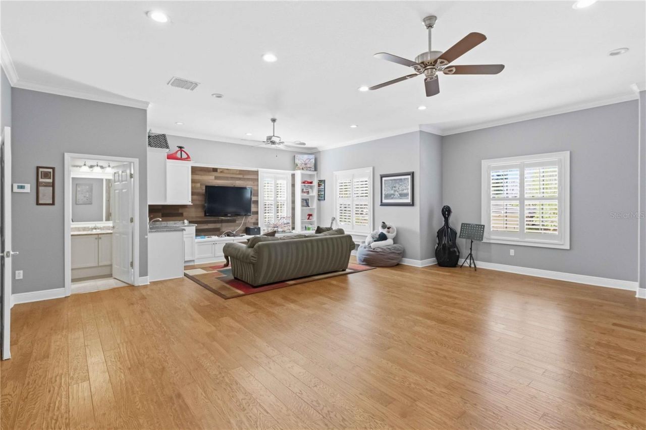 15108 Kestrelglen Way, Lithia, FL 33547 Photo