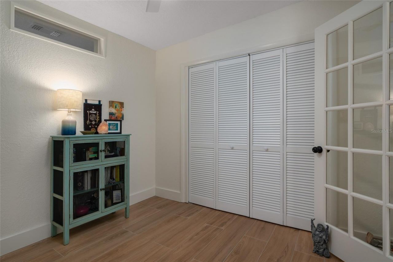 2660 Fairway Avenue S, Saint Petersburg, FL 33712 Photo