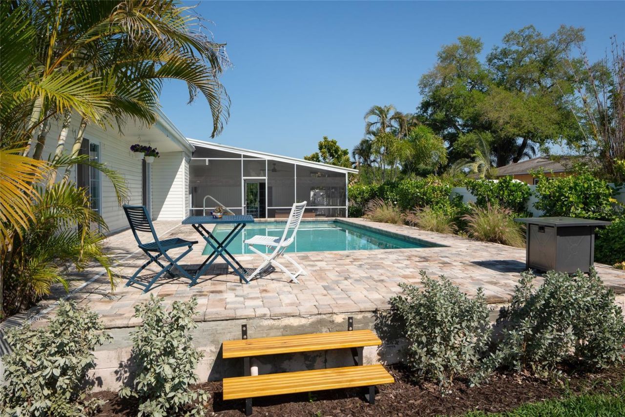 2660 Fairway Avenue S, Saint Petersburg, FL 33712 Photo