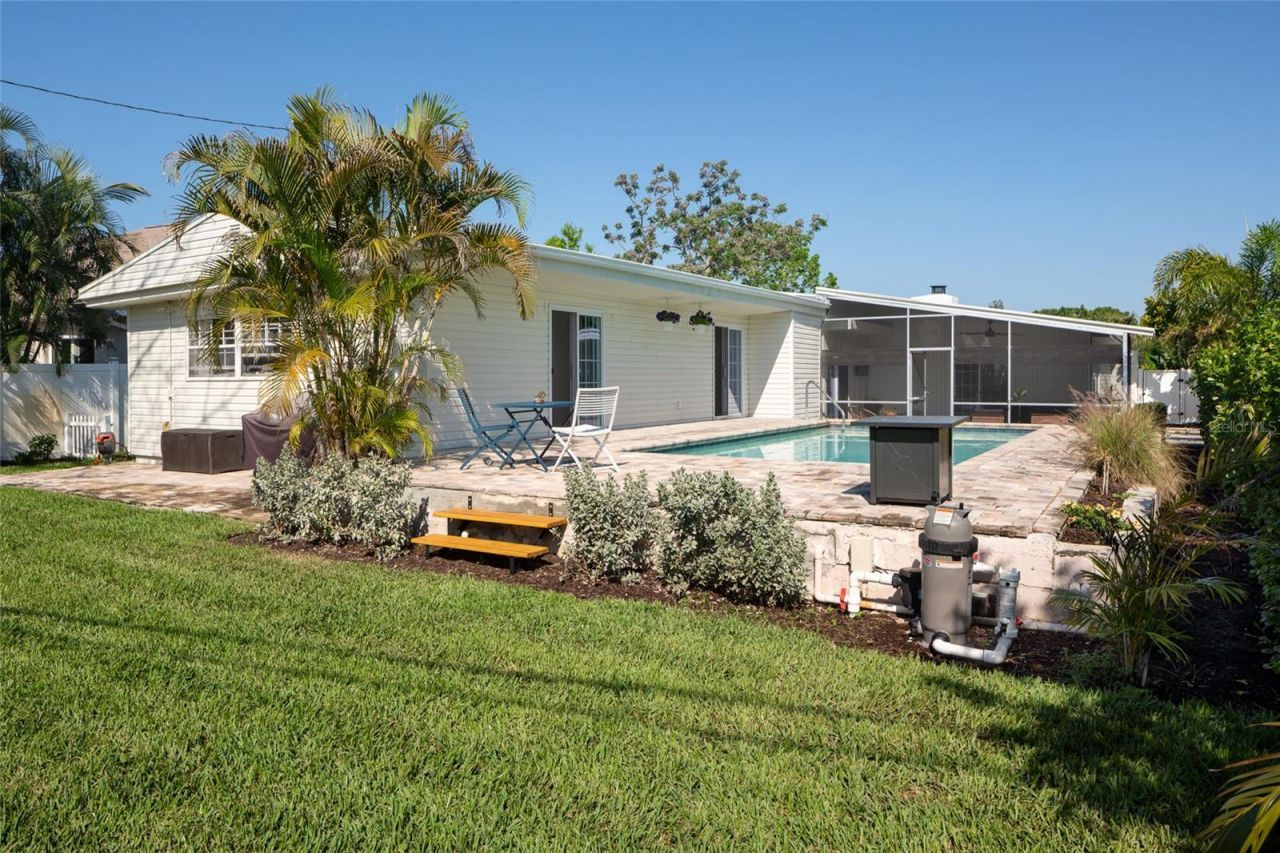 2660 Fairway Avenue S, Saint Petersburg, FL 33712 Photo