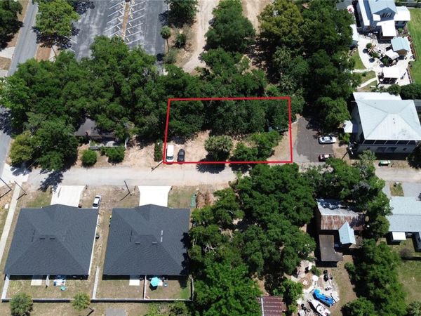 DEWITT COURT, EUSTIS, FL 32726