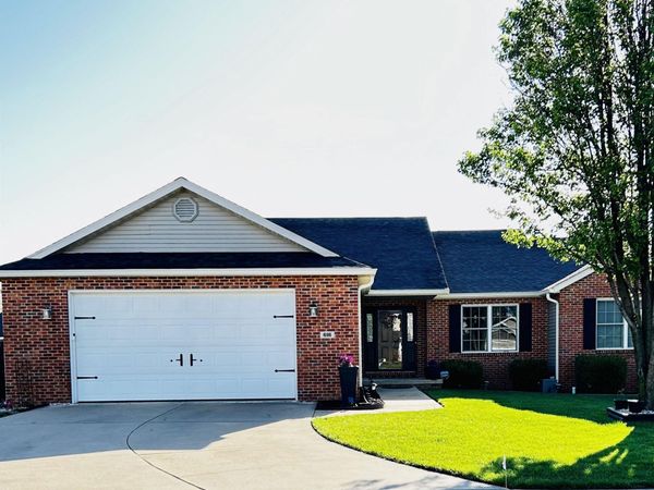 616 GARDEN Court, Chatham, IL 62629