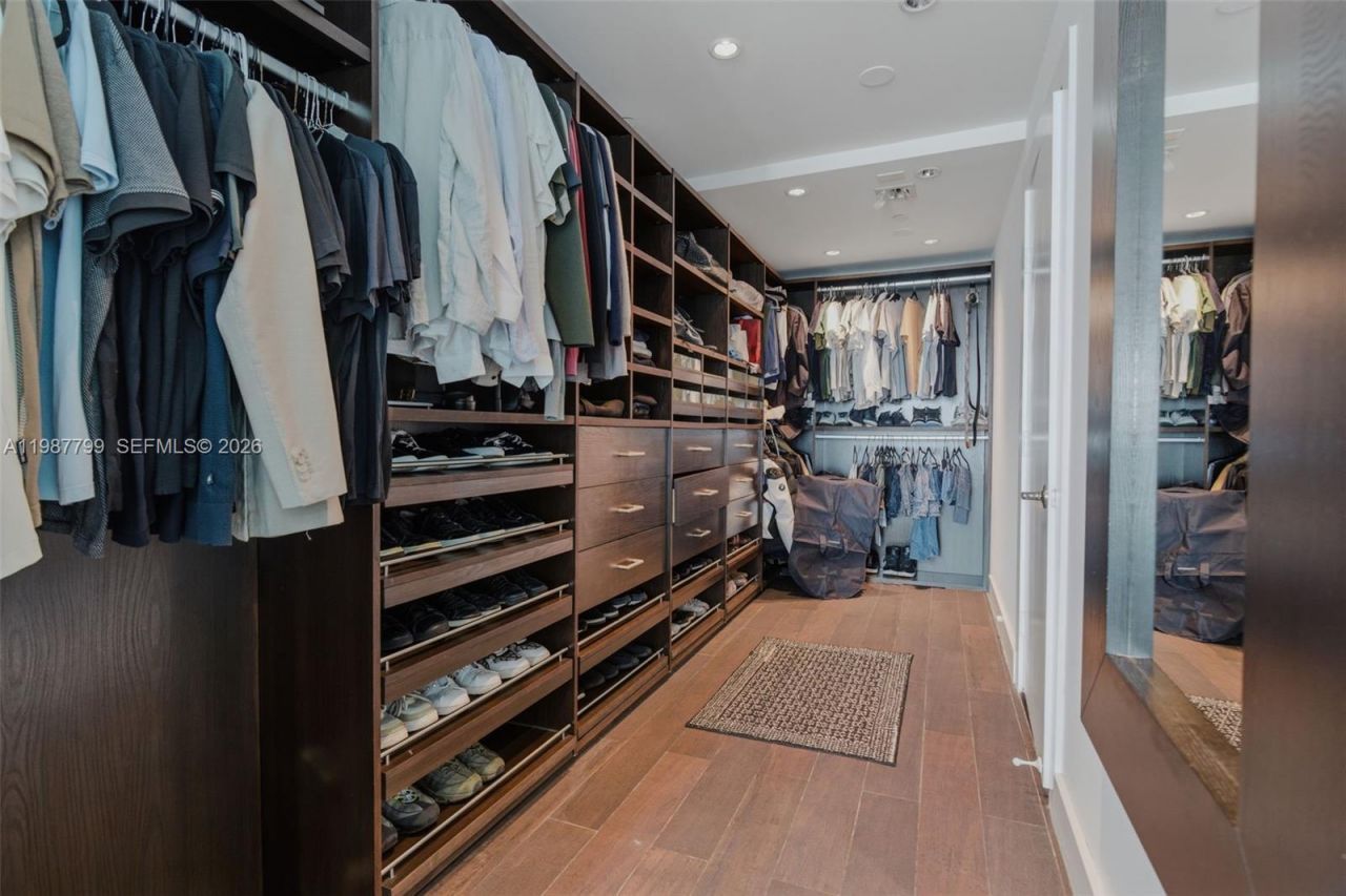 900 Biscayne Blvd , Unit 4308, Miami, FL 33132 Photo