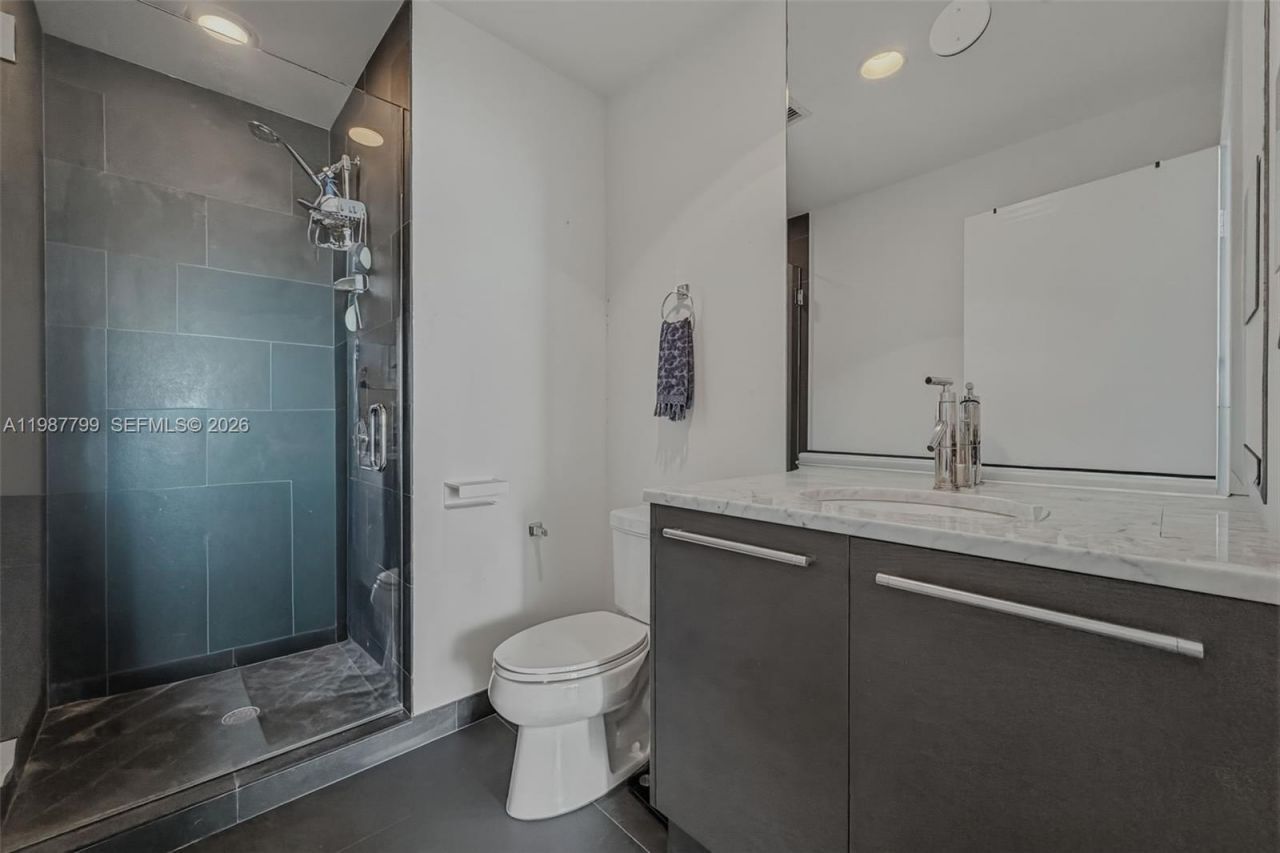 900 Biscayne Blvd , Unit 4308, Miami, FL 33132 Photo