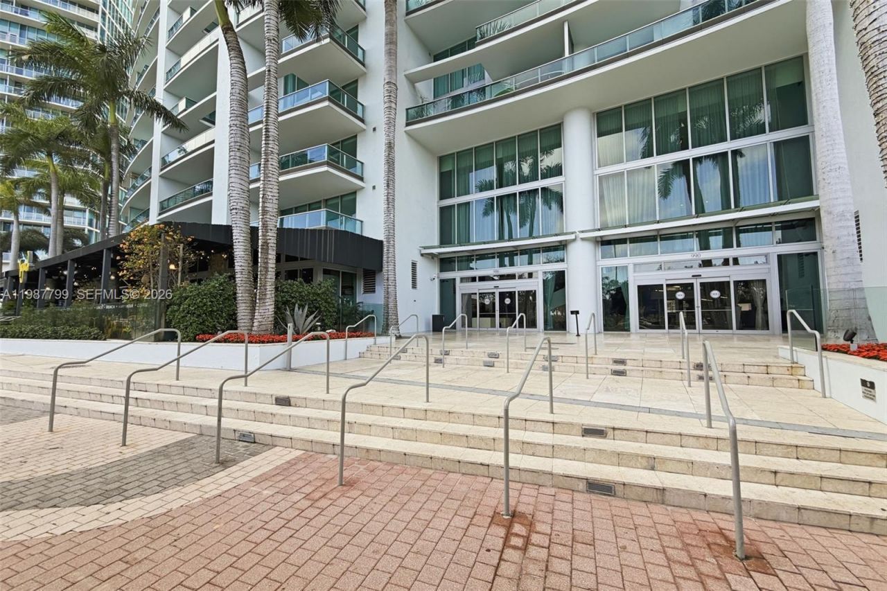 900 Biscayne Blvd , Unit 4308, Miami, FL 33132 Photo