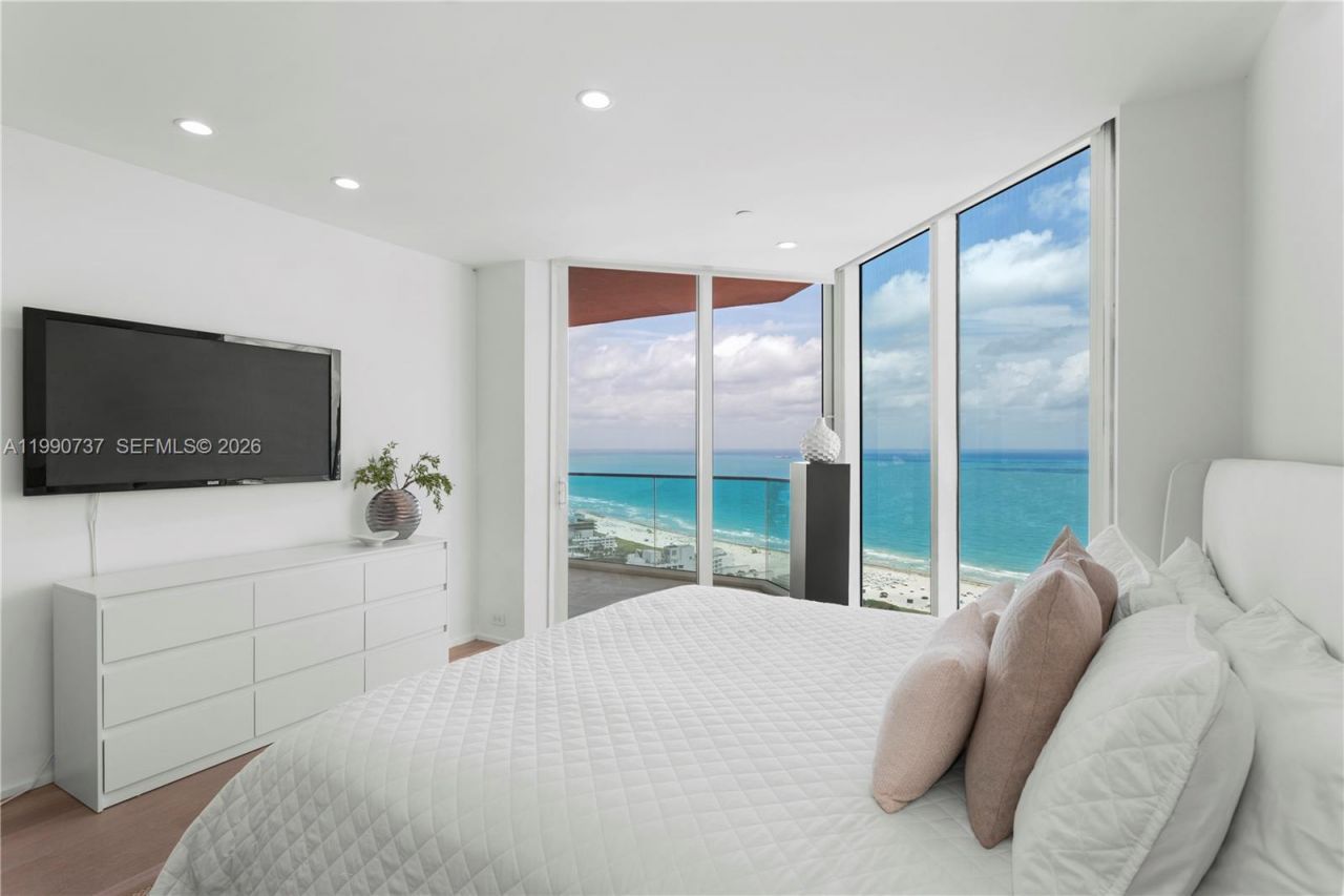300 S Pointe Dr, Unit 3405, Miami Beach, FL 33139 Photo