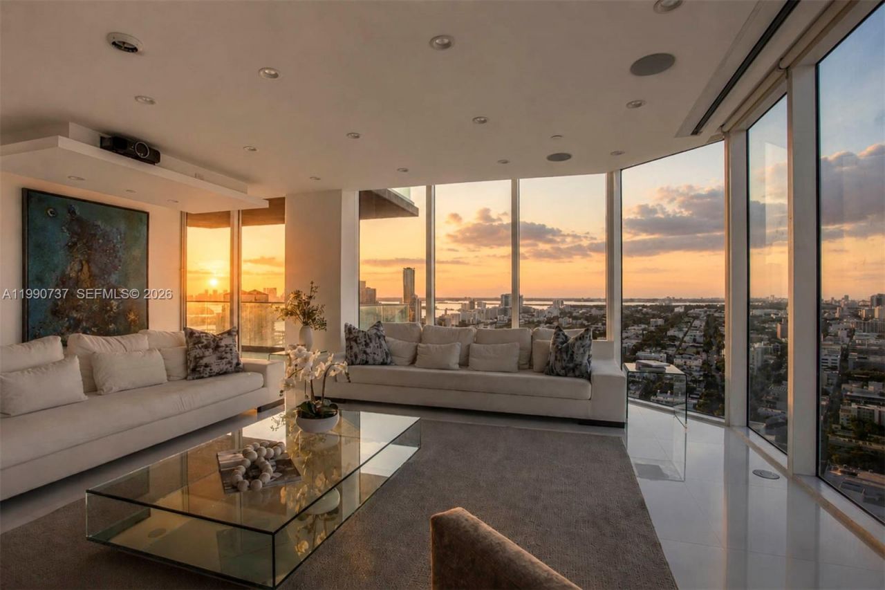300 S Pointe Dr, Unit 3405, Miami Beach, FL 33139 Photo