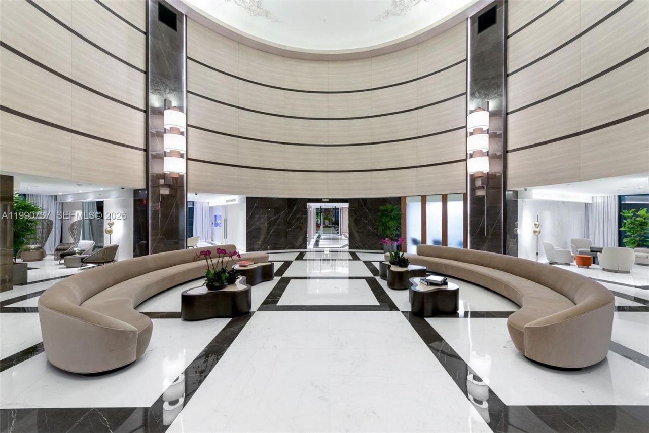 300 S Pointe Dr, Unit 3405, Miami Beach, FL 33139 Photo