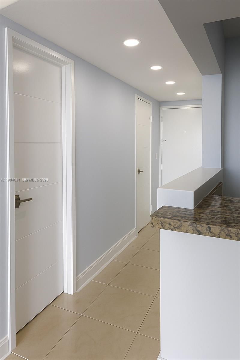 1865 79th St Cswy , Unit 15F, North Bay Village, FL 33141 Photo