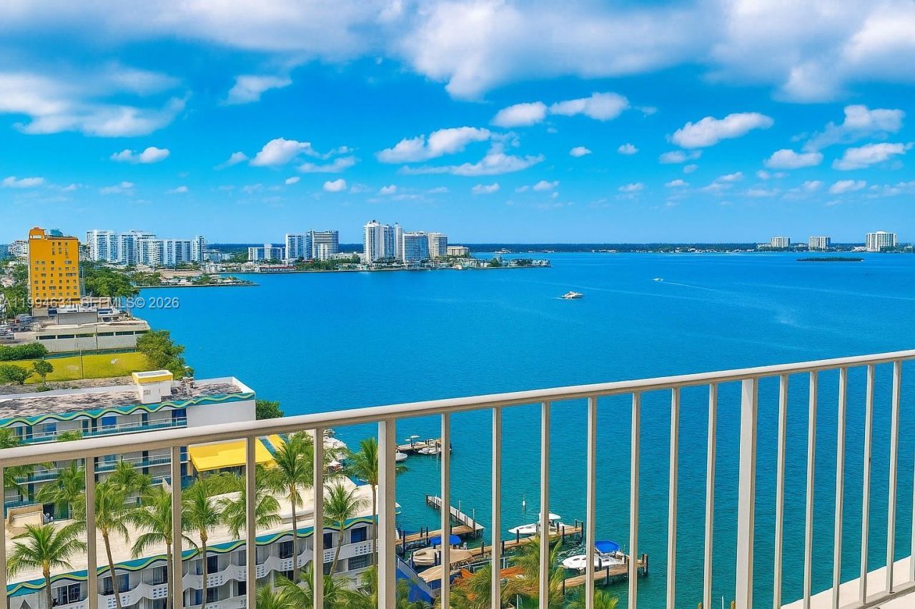 1865 79th St Cswy , Unit 15F, North Bay Village, FL 33141 Photo