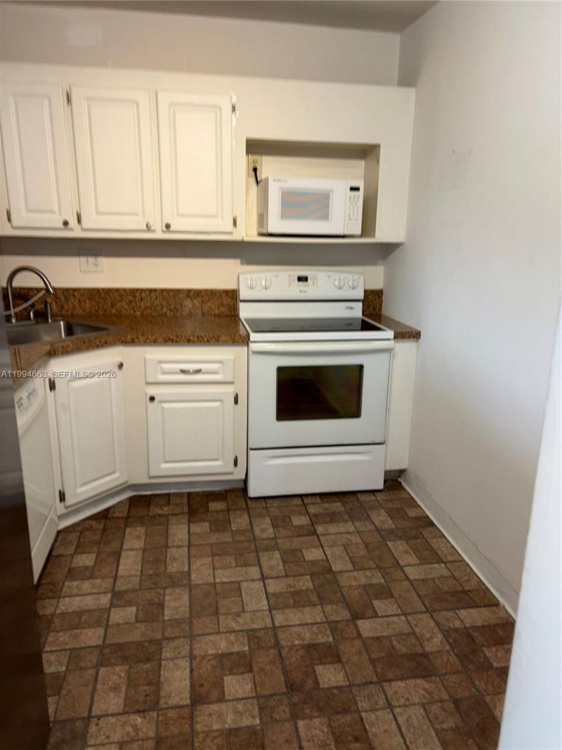 2100 Sans Souci Blvd, Unit A1110, North Miami, FL 33181 Photo