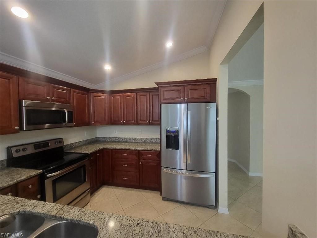 385/387 Carrillon Ave S, Lehigh Acres, FL 33974 Photo