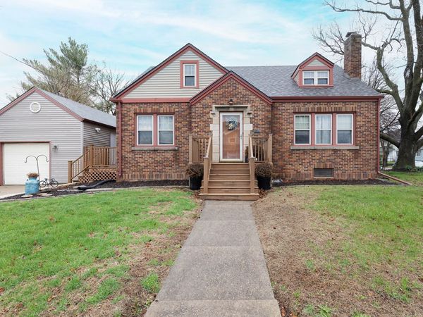 1125 17th Avenue , Moline, IL 61265