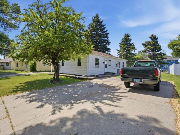 1837-1839 7th Avenue S, Fargo, ND 58103