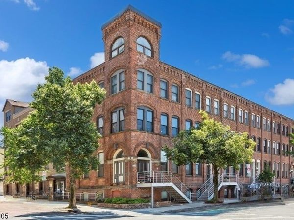 54 Mcwhorter St Unit 105, Newark, NJ 07105