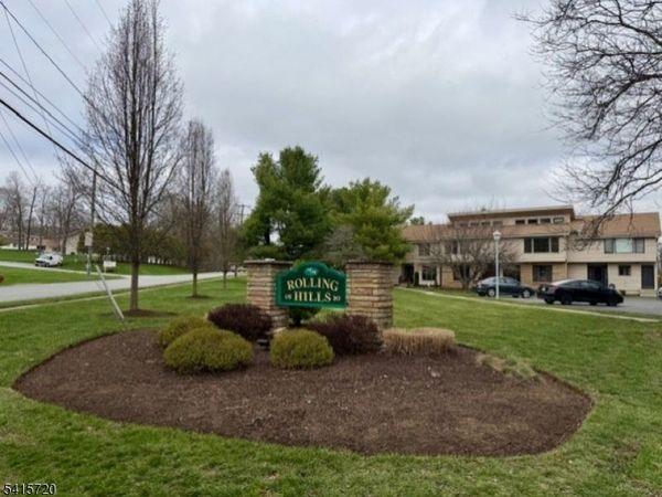 301 Cheyenne Rd, Andover, NJ 07848