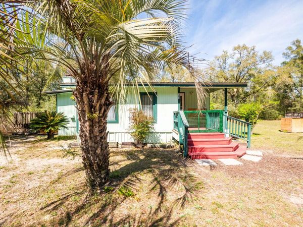 164 Waits Street, Ponce De Leon, FL 32455