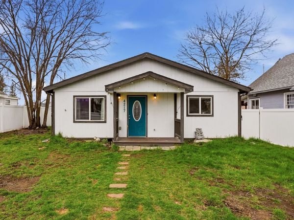 4217 N Madison St, Spokane, WA 99205
