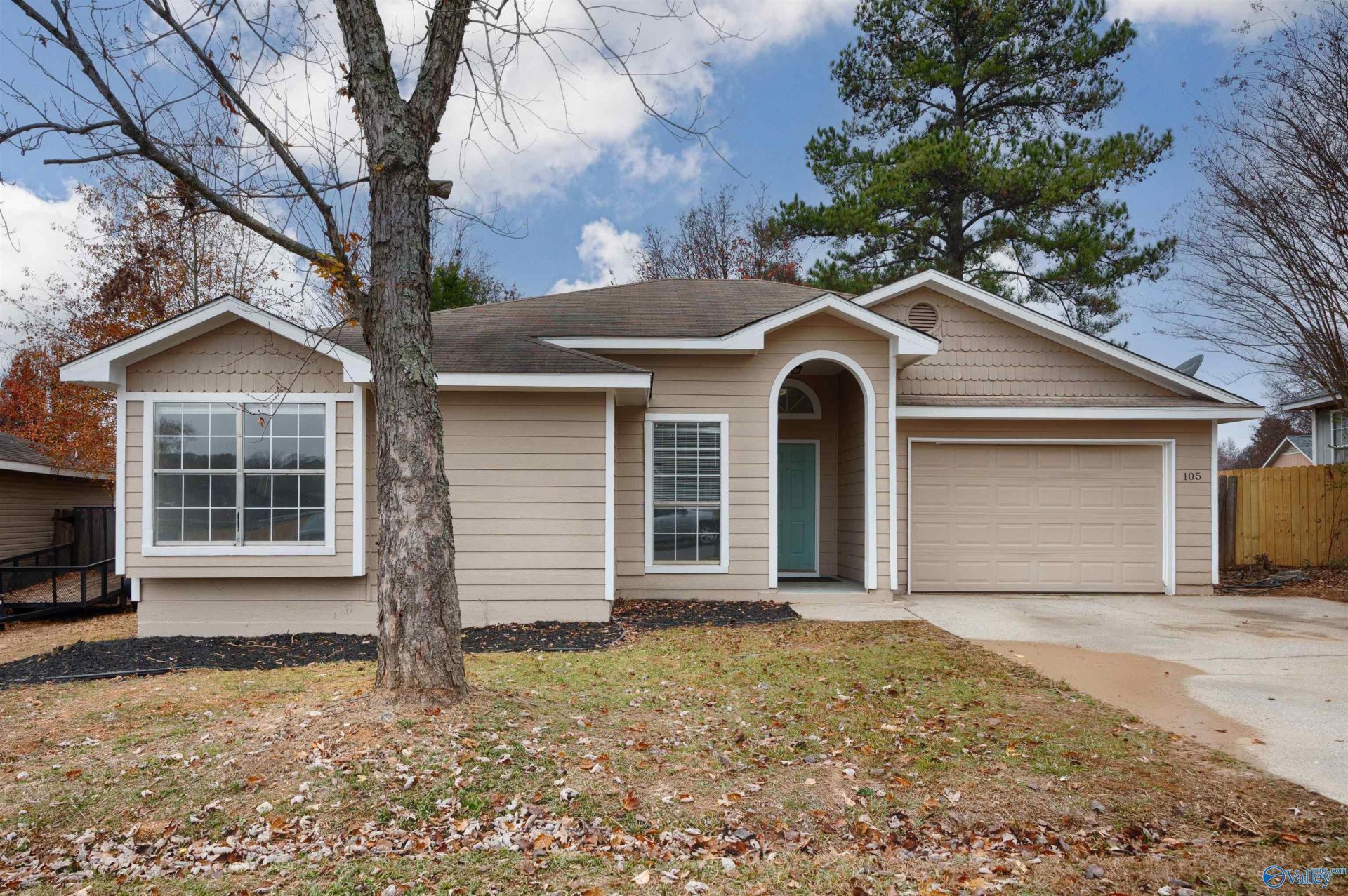 105 Oakline Drive, Madison, AL 35757 Main Photo