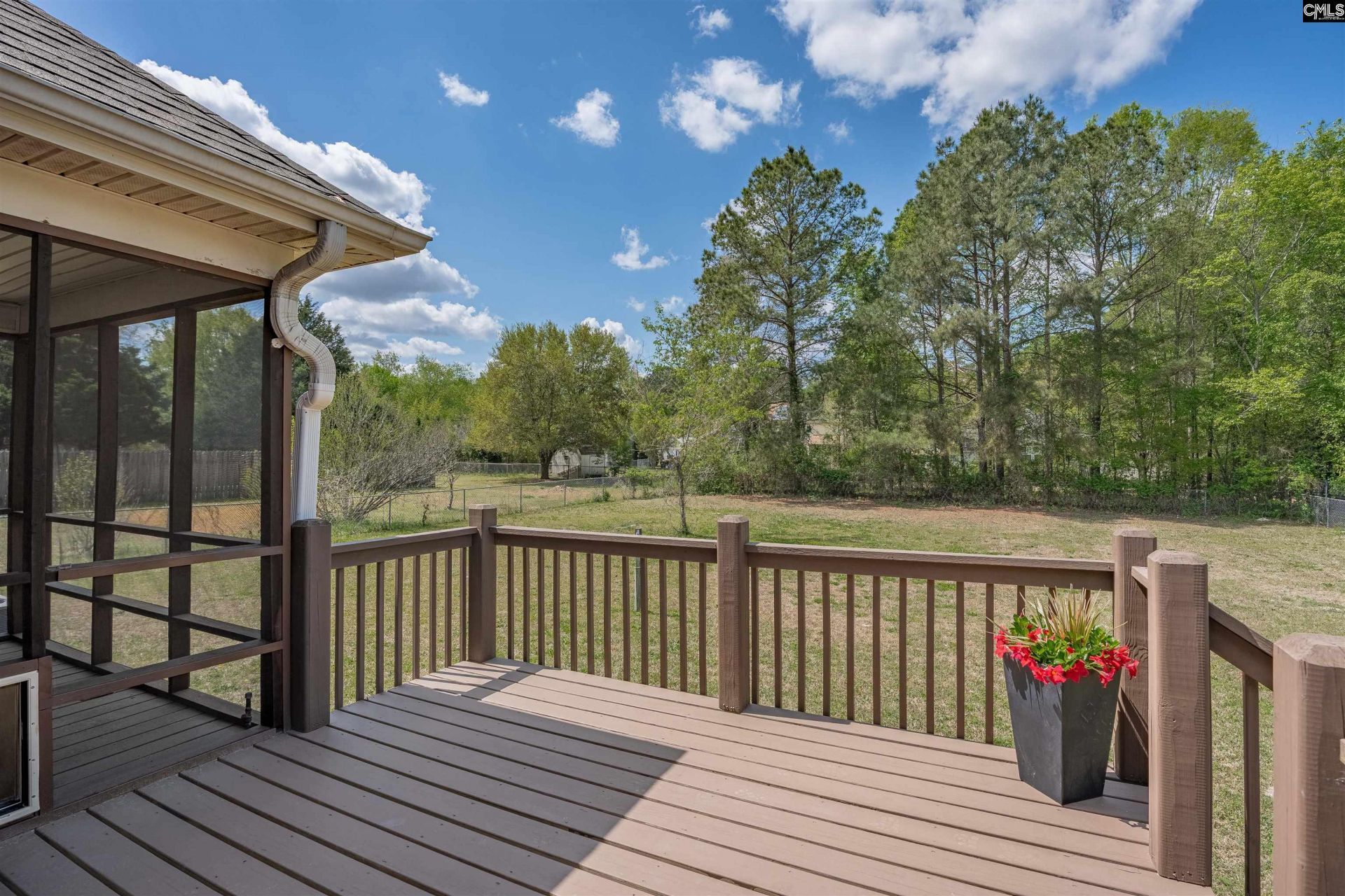 221 Meadow Crest Drive Photo 17