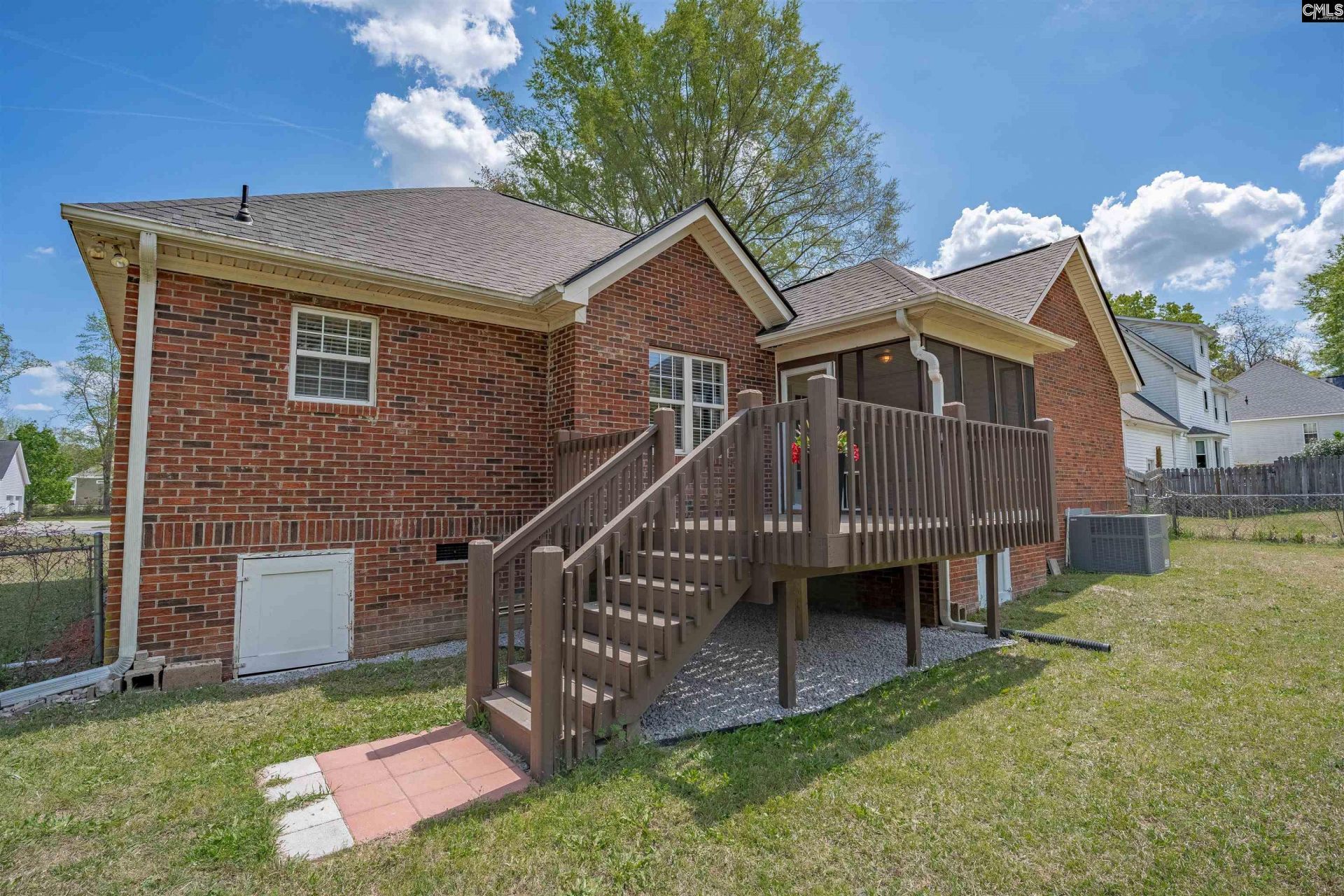 221 Meadow Crest Drive Photo 19