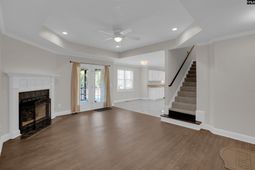 221 Meadow Crest Drive photo 4