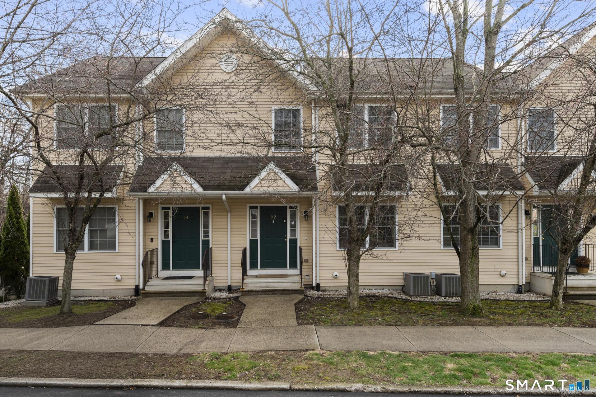 92 Cherry Hill, Bridgeport, CT 06066 Main Photo