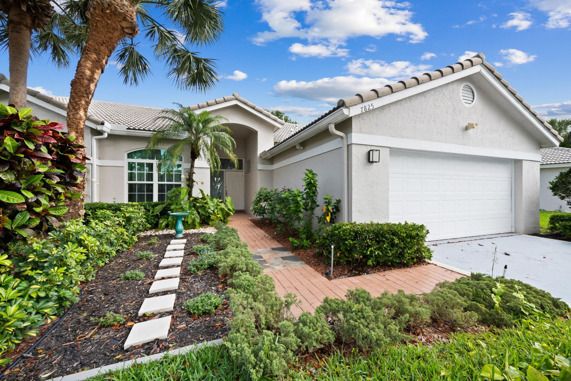 7825 Aberdeen Lakes Drive, Boynton Beach, FL 33472 Photo